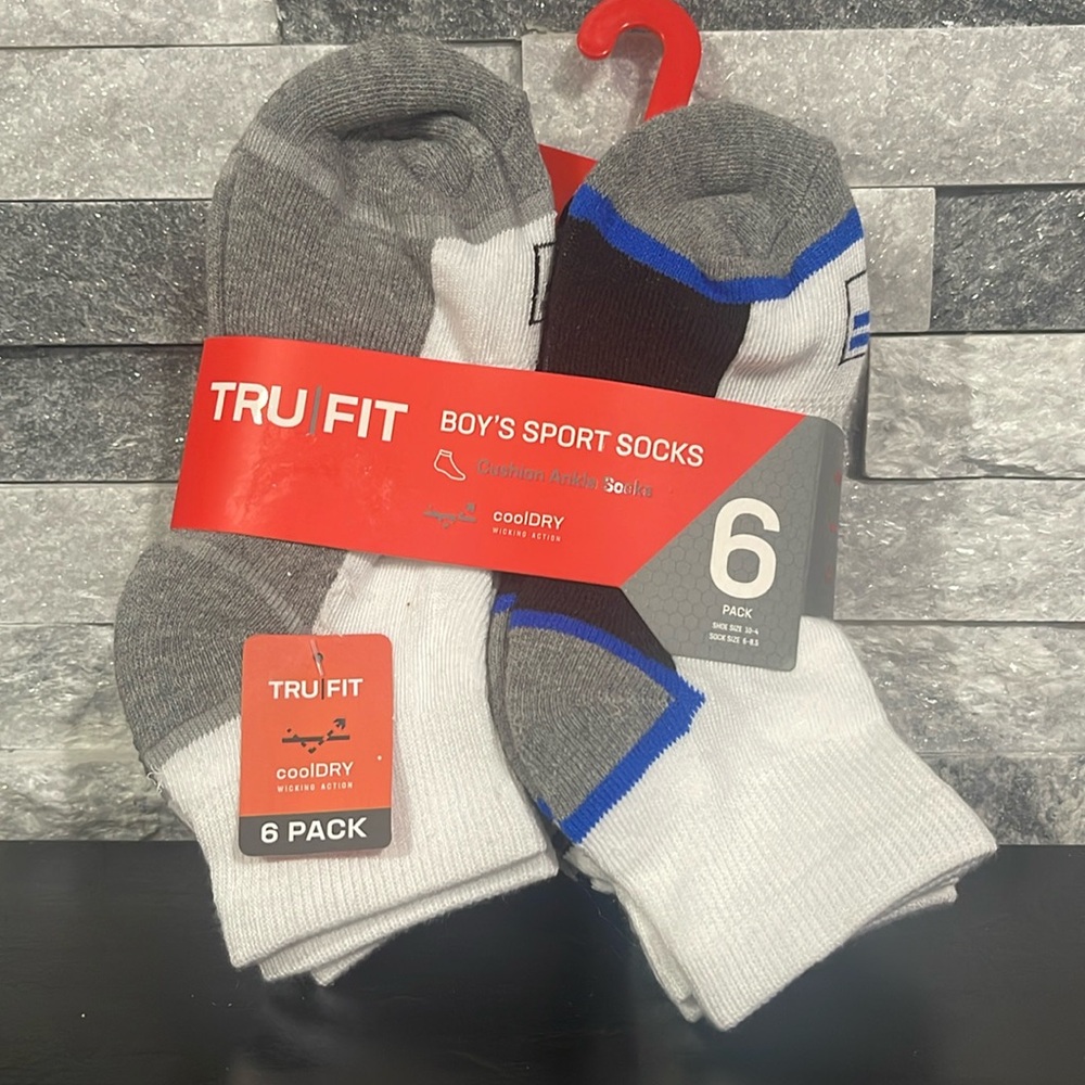 TRU FIT Boy's Sport Socks w Cushion Ankle,  Cool Dry, 6 Pack; Gray, Black, White